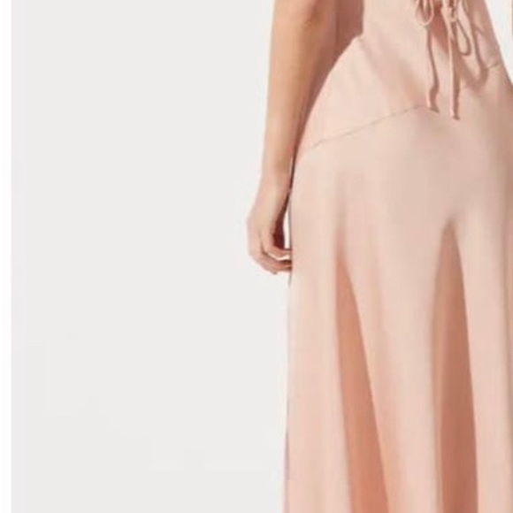 NWT ASTR THE LABEL Cowl Slip Midi Dress in Blush Womens Front Slit - Picture 2 of 6